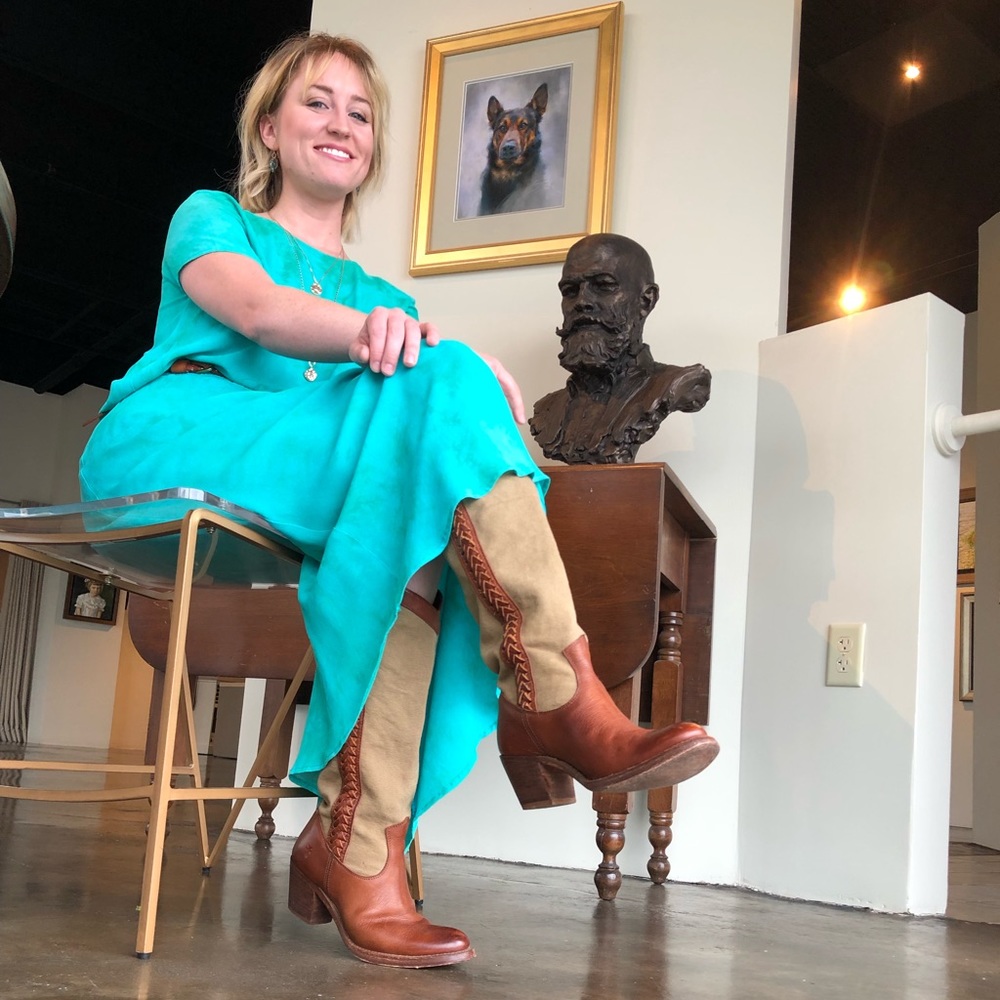 Meet your Posher, Emma